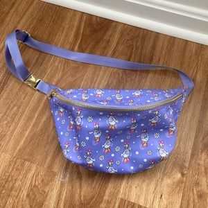 Stoney Clover Lane Delightfully Daisy Jumbo Fanny Pack